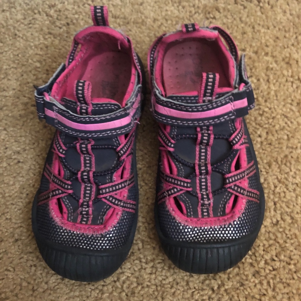 OshKosh toddler girls sandals
